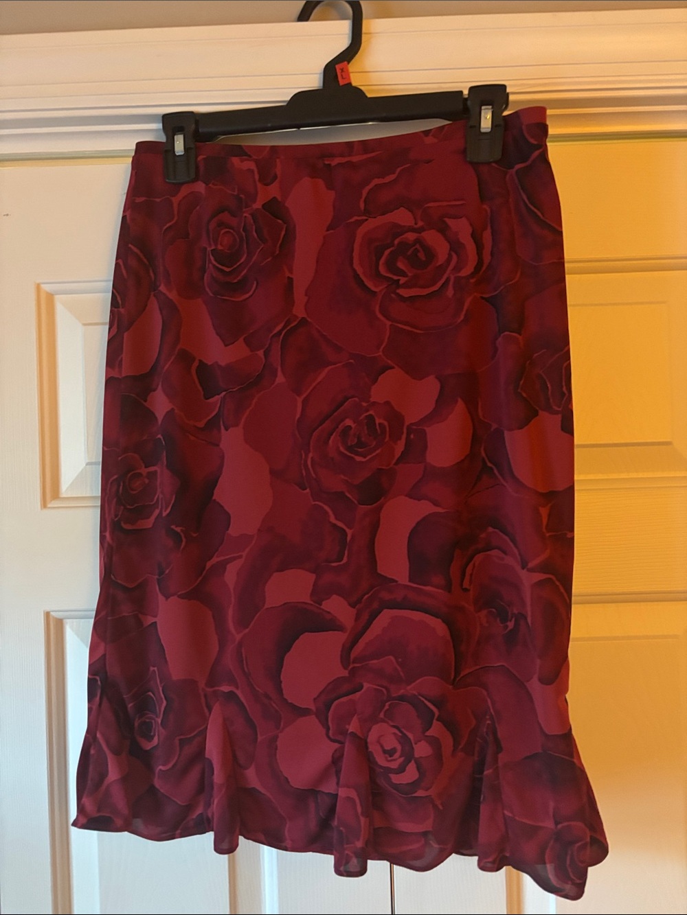 Express Rose-Print A-Line Skirt in Deep Wine Red